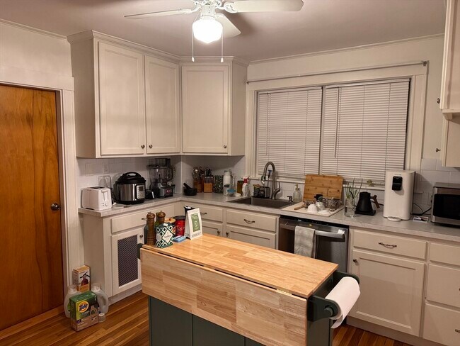 Foto del edificio - 91 Edenfield Ave