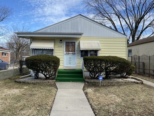 Foto del edificio - 3 Bedroom 2 Bath Single Family Home