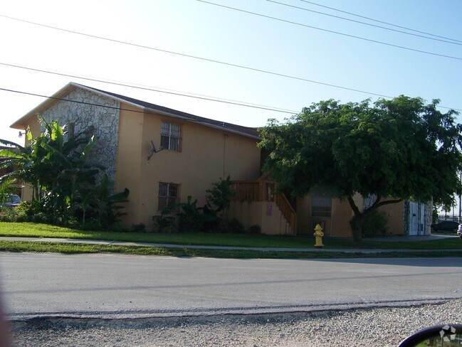 Foto del edificio - 601 S Flagler Ave