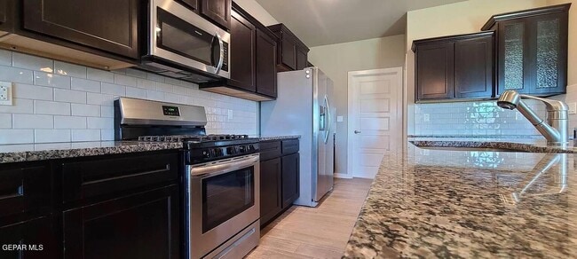 Foto del edificio - 12065 Mesquite River Dr