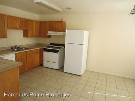 Building Photo - 73871 S Slope Dr
