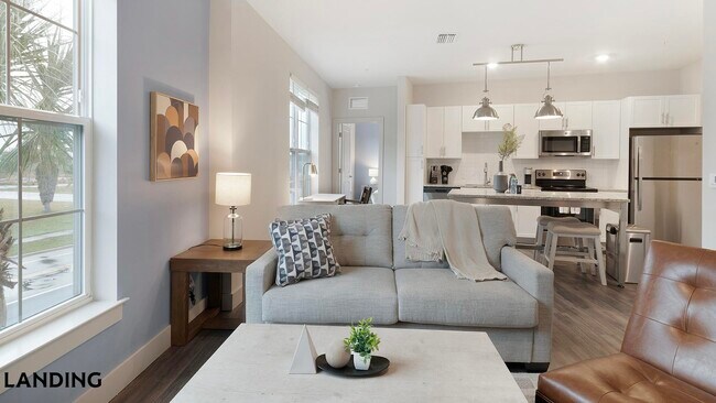 Foto del edificio - 5885 Lakehurst Dr