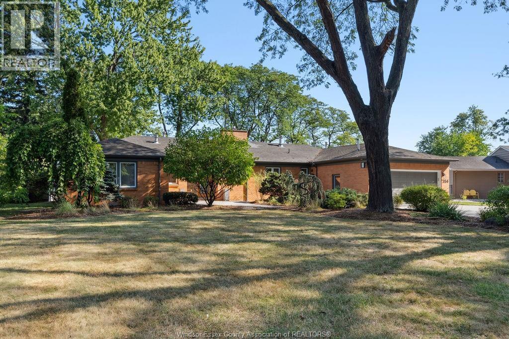 Primary Photo - 354 Elmgrove Dr