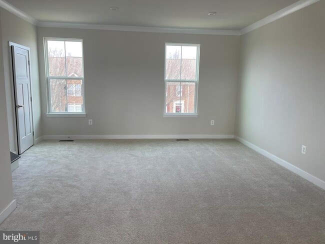 Foto del edificio - 2067 Lockwood Dr