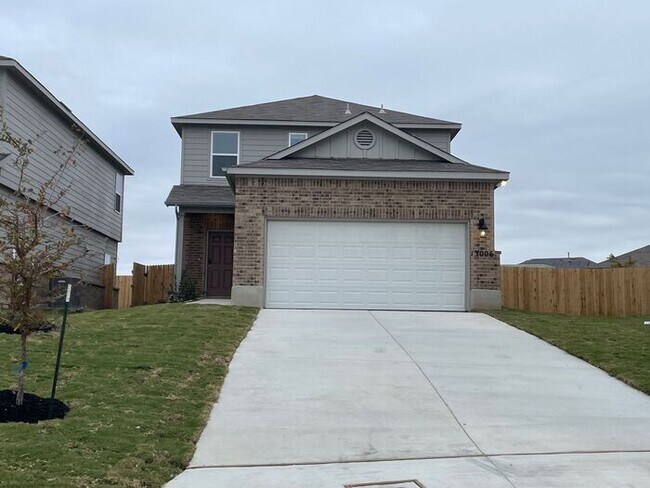 Building Photo - $500 OFF First Month MOVE IN SPECIAL NEW T...