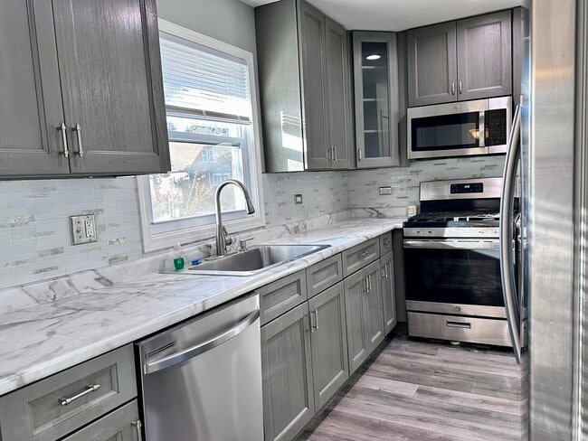 Foto del edificio - 1125 Wadsworth Ave