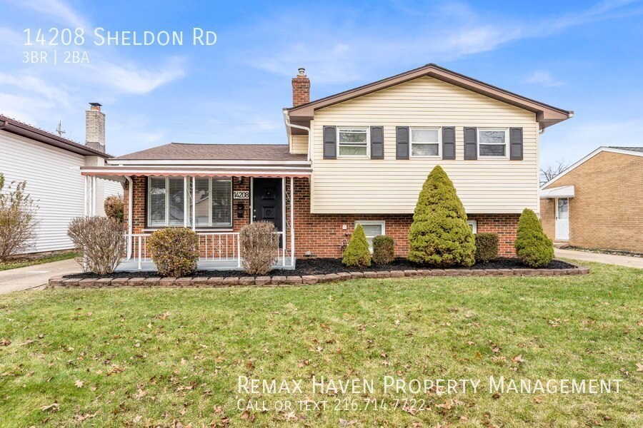 14208 Sheldon Rd, Brookpark Spacious 3 b... House Rental in Brook