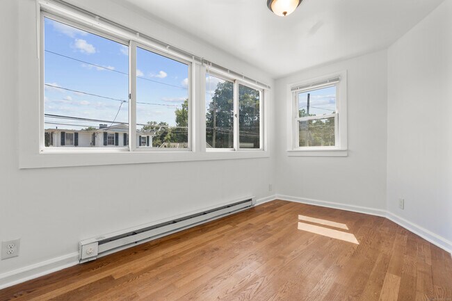 Foto del edificio - 768 Stratford Ave