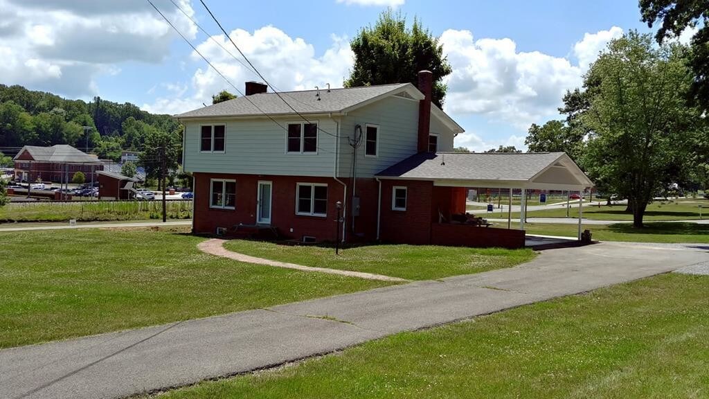 31139 Princeton Ave, Meadowview, VA 24361 House Rental in Meadowview