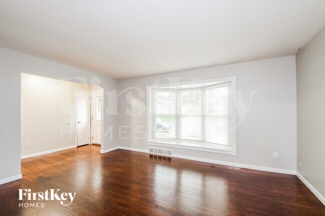 Foto del edificio - 3915 Rodapa Dr