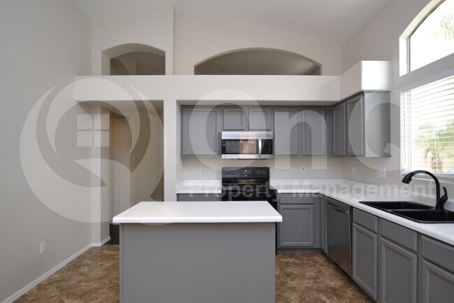 Foto del edificio - 4927 W Wahalla Ln