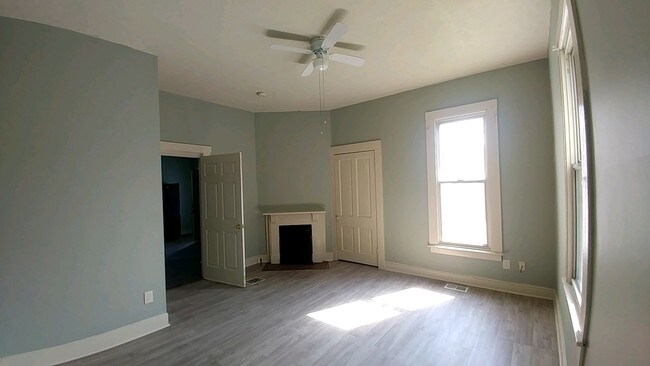 Dormitorio número 2 - 1600 Beech St