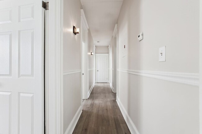 Building Photo - 150 Seaton Pl NW