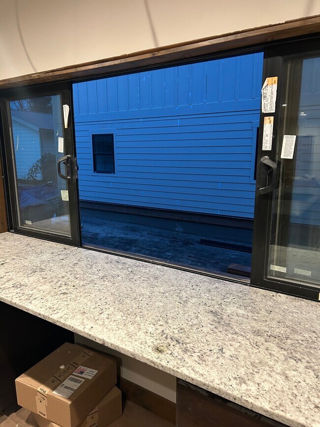 Foto del edificio - 1062 N A St