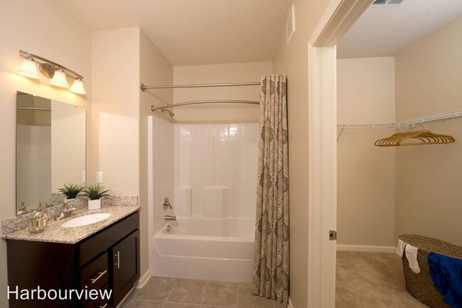 Foto del edificio - 7190 Harbour Towne Pkwy