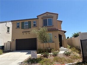 Building Photo - 2800 Sapphire Rd