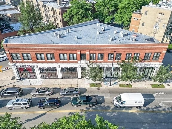 Foto del edificio - 5600 N Ridge Ave