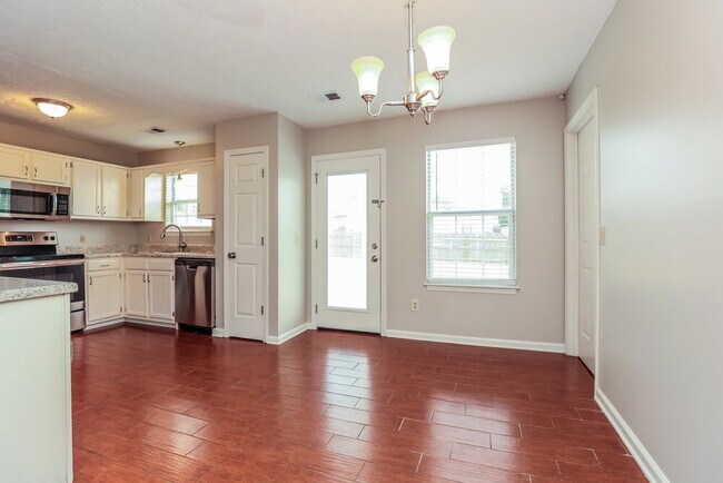 Building Photo - 506 Gammon Ln