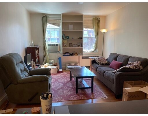 Building Photo - 14 Ware St