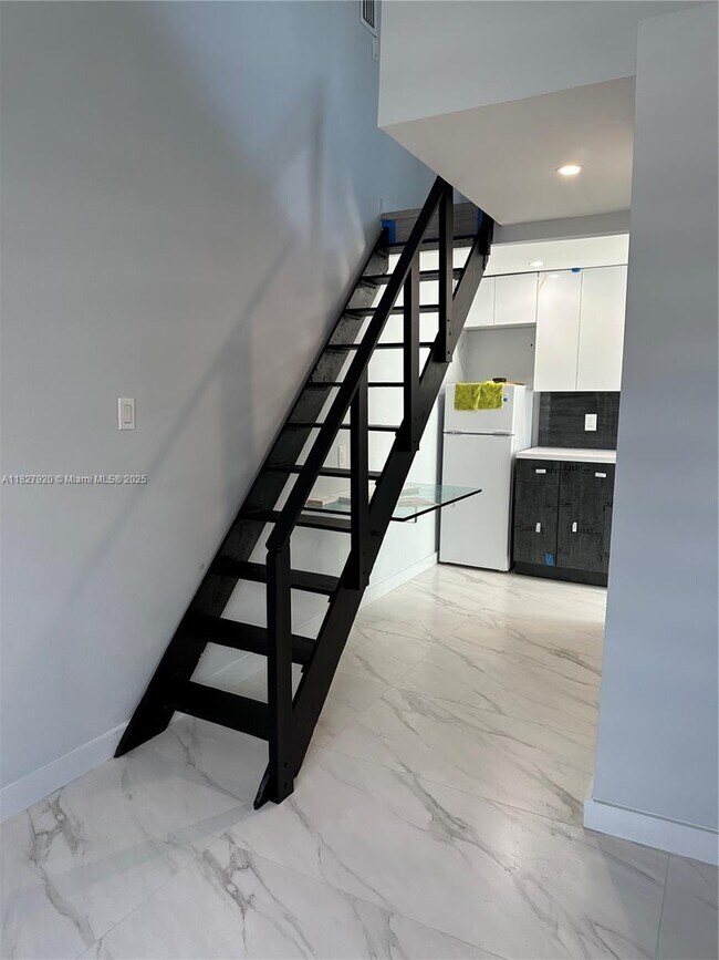 Foto del edificio - 3110 SW 19th Ter