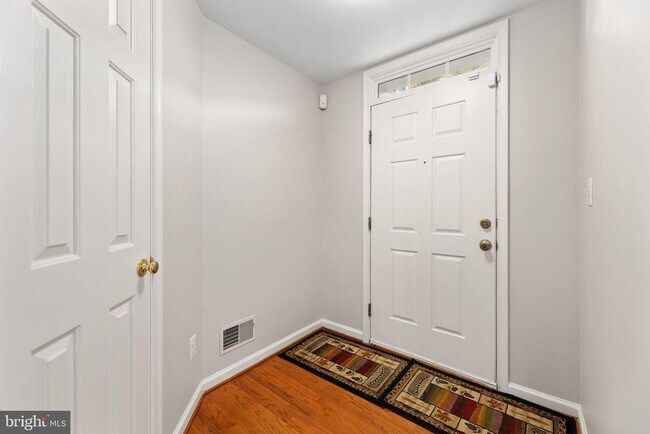 Building Photo - 13700 Barksdale Dr