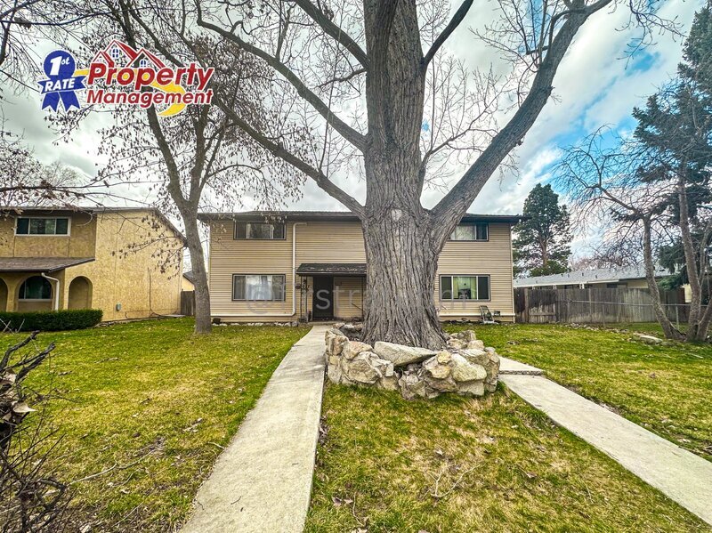 Primary Photo - 2027 S Owyhee St