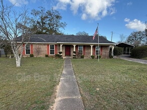 Building Photo - 1041 Choctaw Bluff Rd