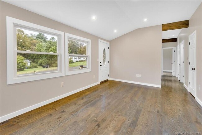 Building Photo - 46 Scenic Rd