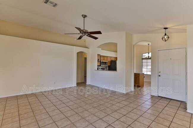 Photo - 1885 E Palomino Dr House