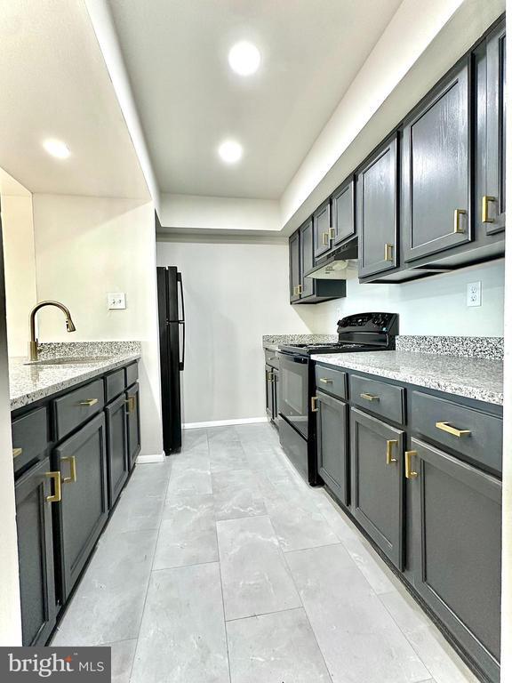 Foto del edificio - 3408 Rhawn St