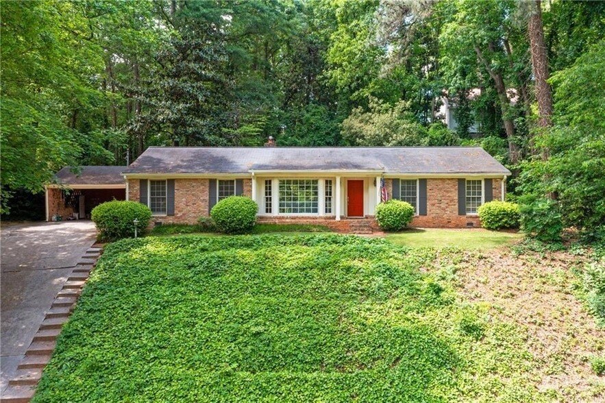 Primary Photo - 6550 Bridgewood Valley Rd NW