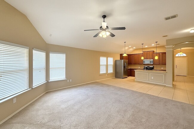 Building Photo - 1713 Lake Way Dr