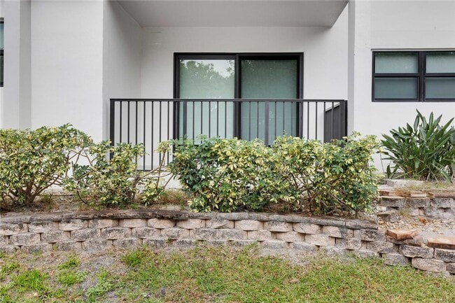 Building Photo - 1000 River Reach Dr