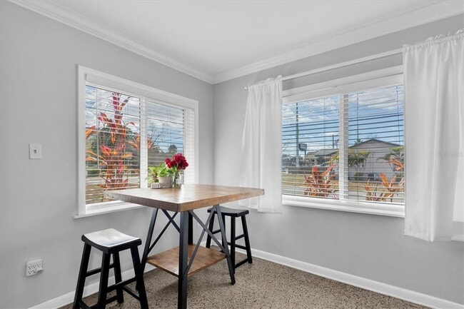 Building Photo - 3623 W Gray St