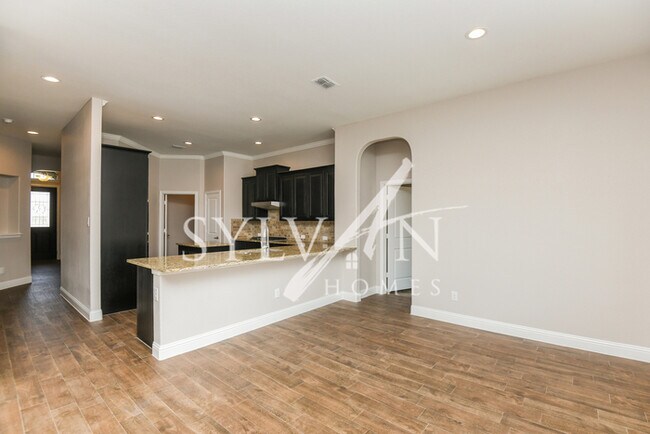 Foto del edificio - Gorgeous single-story home ready for you
