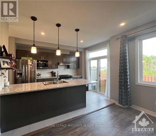 Building Photo - 153 Bandelier Way