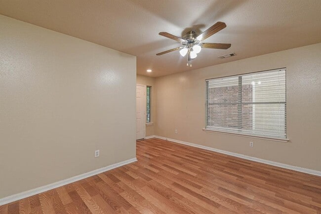 Building Photo - 19423 Ambrosia Falls Dr