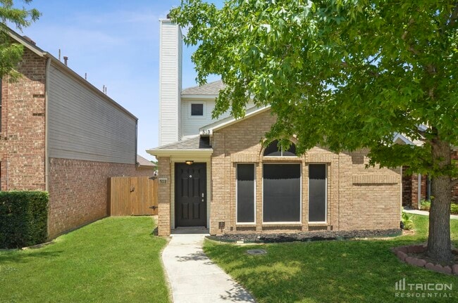 Building Photo - 513 Valley View Dr