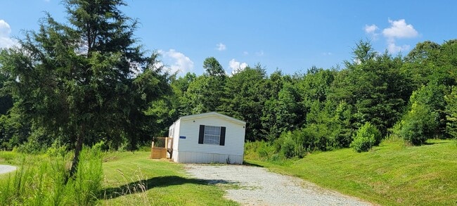 Building Photo - Ready to Move in