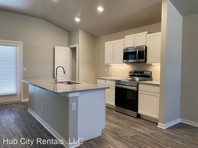 Building Photo - 3 br, 2 bath House - 1831 136th Street
