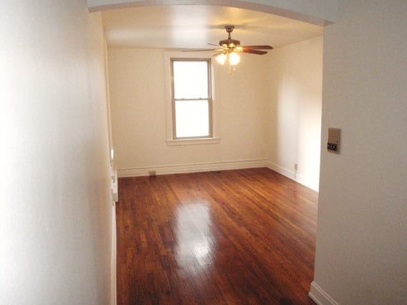 Bedroom - 29 W Daniels St
