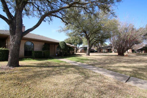 Building Photo - 6950 Fox Ridge Ct