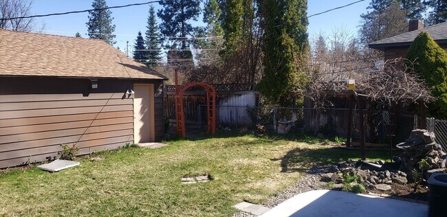 Foto del edificio - Available June 10th 3-bedroom, 2 bath home on a corner lot near Hamblen Elementary School