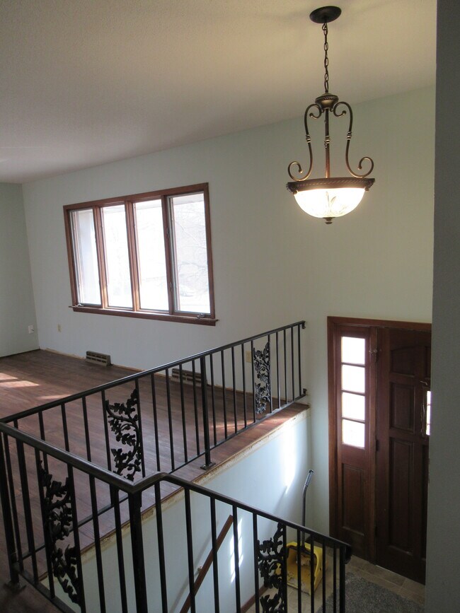 Foto del edificio - 1303 S Fairview Rd