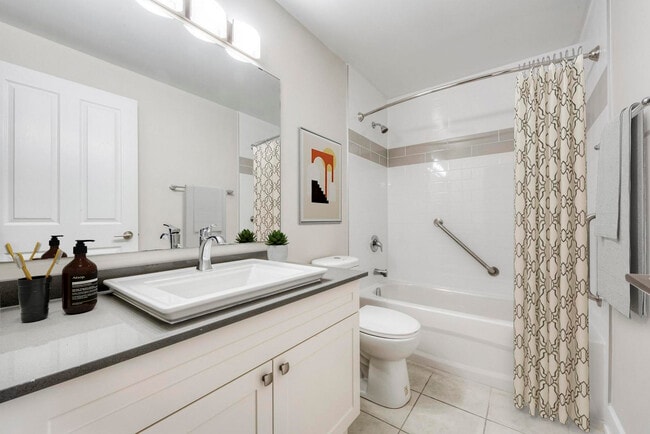 Building Photo - Windfields