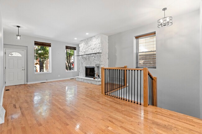 Foto del edificio - 1147 W Taylor St