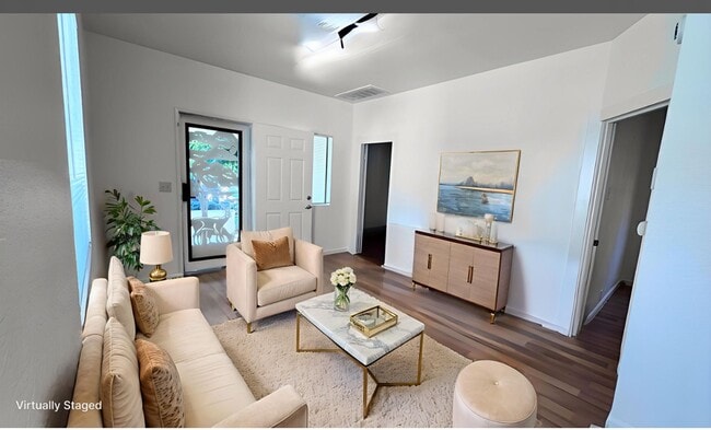 Building Photo - M Cypress