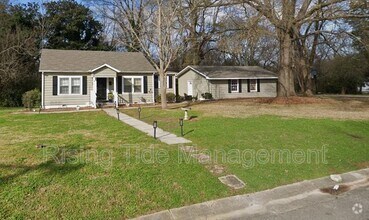Building Photo - 1904 Woodrow Dr