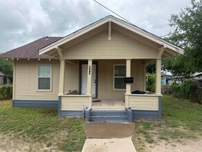 Building Photo - 508 B Ave