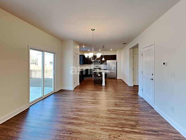Building Photo - 50 Pointe Dr